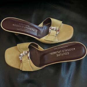 Donald J. Pliner Women's Beige Sandals with Buckle
